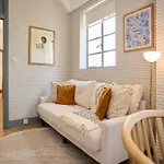 The London Hideaway - Stylish 1-Bed Flat Near Hampstead Heath