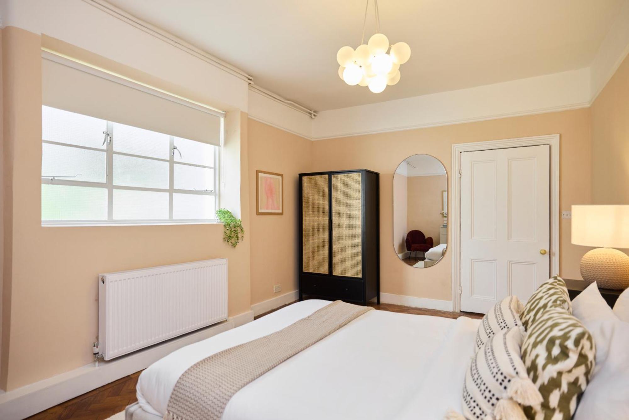The Hideaway - Stylish 1-bed Flat Near Hampstead Heath